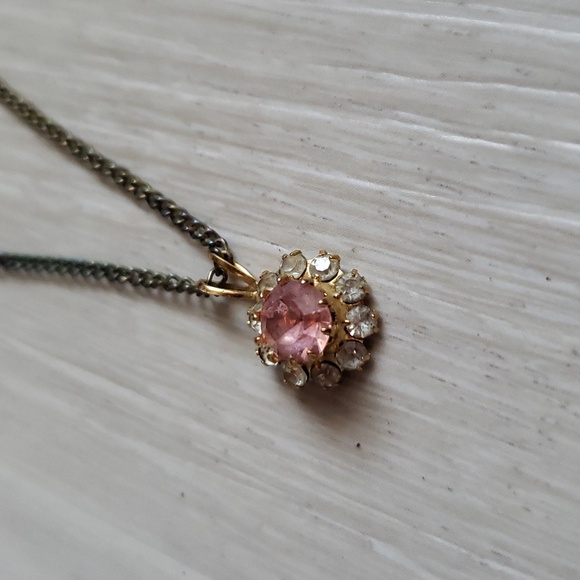 Fashion necklace Austrian crystal flower pendant in real gold setting - Picture 2 of 4